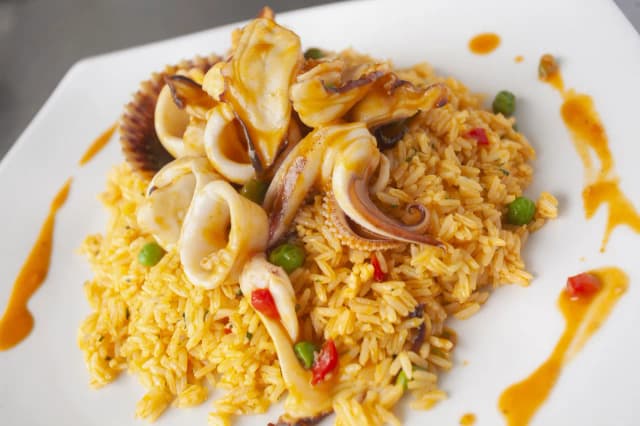 Arroz con mariscos Arguiñano: la receta que no puedes perderte Arroz con mariscos Arguiñano: la receta que no puedes perderte